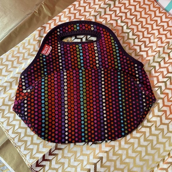 Built lunch box - Picture 1 of 3